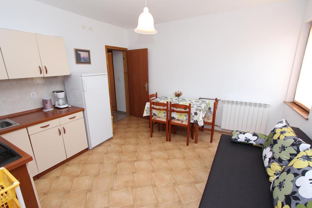 Apartments Rozela Rovinj Exterior photo