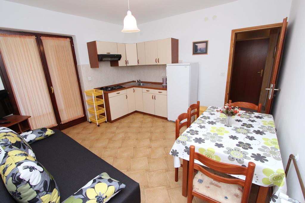 Apartments Rozela Rovinj Exterior photo